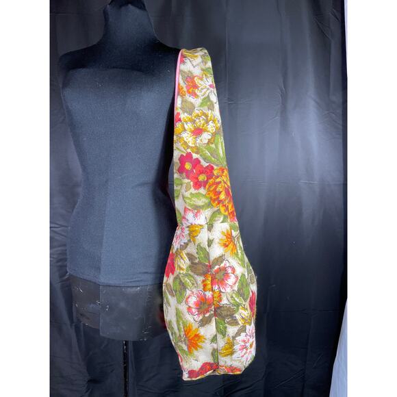 Large Hobo Bag, handmade with vintage canvas floral fabric from the 60"s, lined - Picture 2 of 6